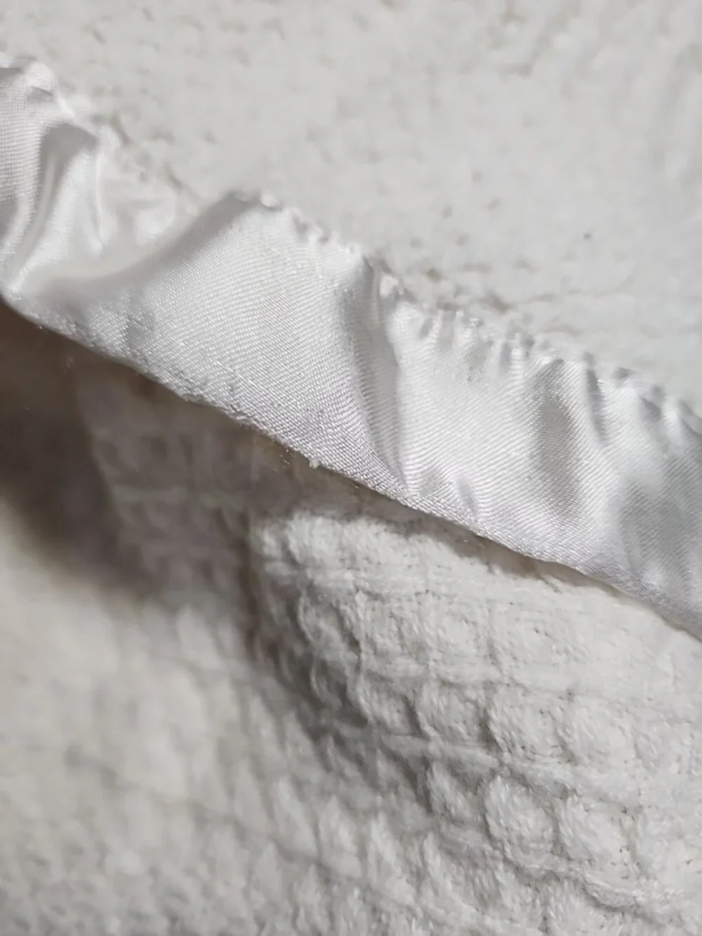VTG Bless This‎ Child Angel Bear Baby Blanket White Woven Silky Edge Satin Trim